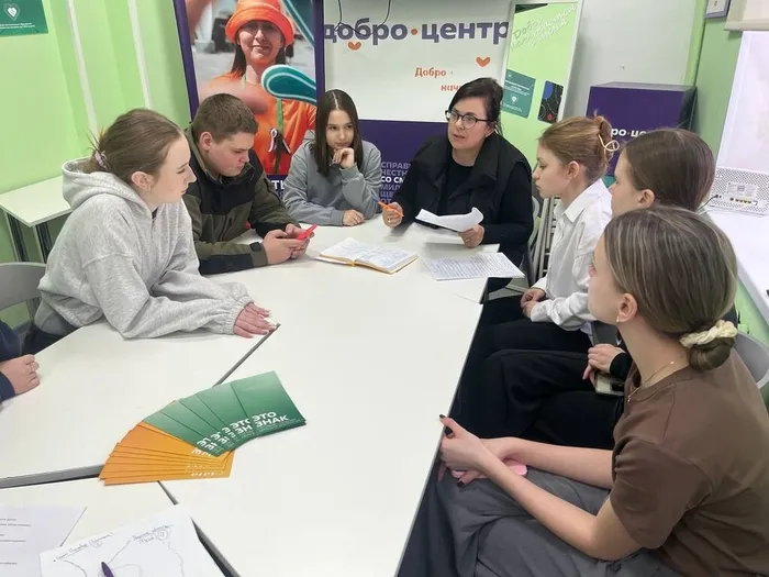 Сегодня в доброштабе — подготовка к празднику «А ну-ка, парни!»