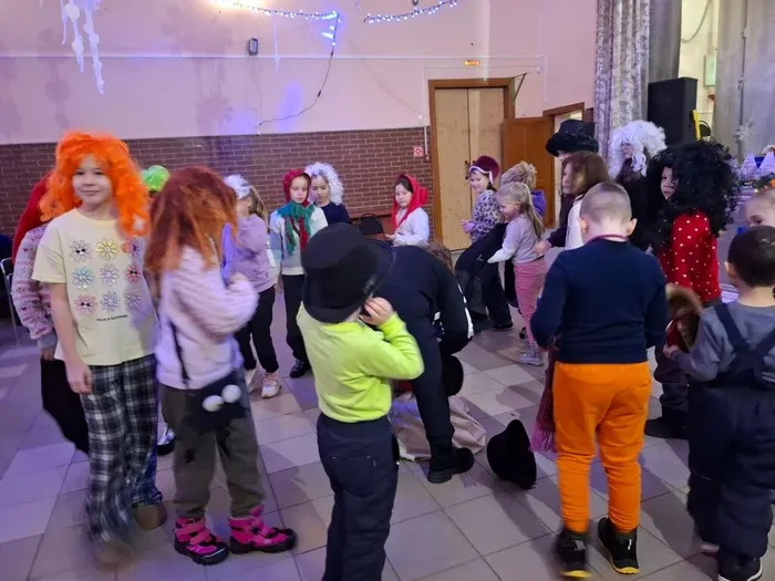 Праздничная программа для юных жителей