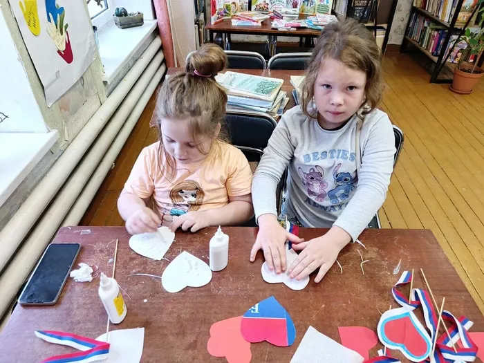 Праздничные открытки  к Дню народного единства.