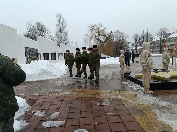 Торжественная акция в Ладушкине, посвящённая Дню защитника Отечества