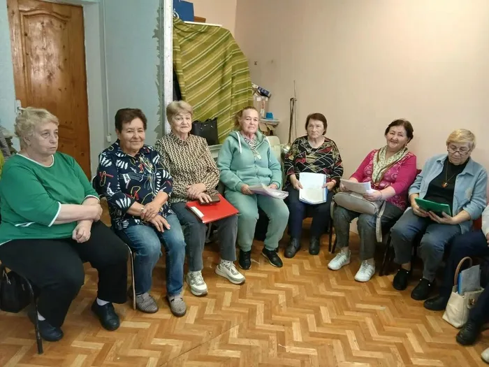 Завершилось очередное занятие по вокалу для участниц проекта «Нам года, не беда!»