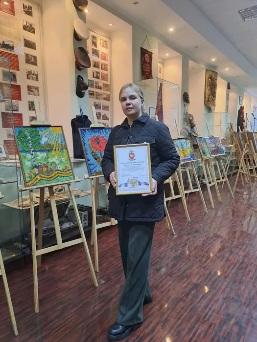 Выставка конкурса "Я люблю Россию!"