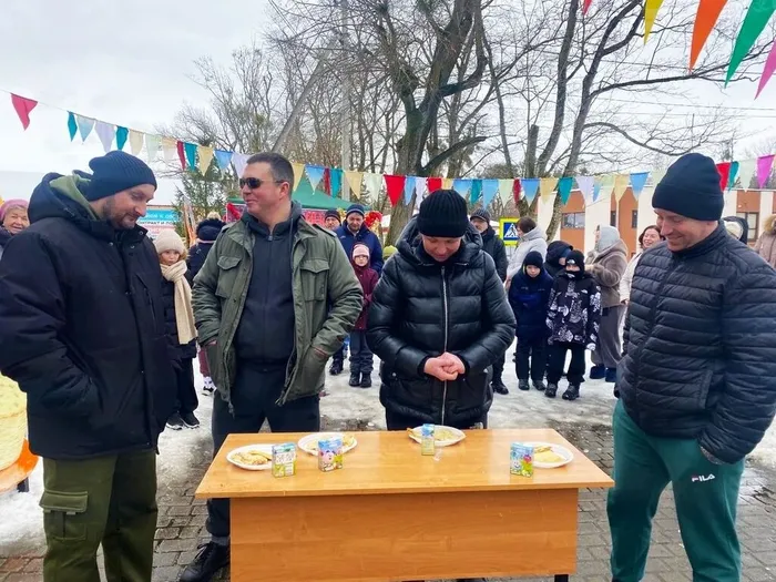 **Яркая встреча Масленицы у Центра культуры**