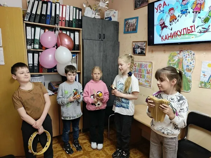 Час русского фольклора «Чемодан игрушек»