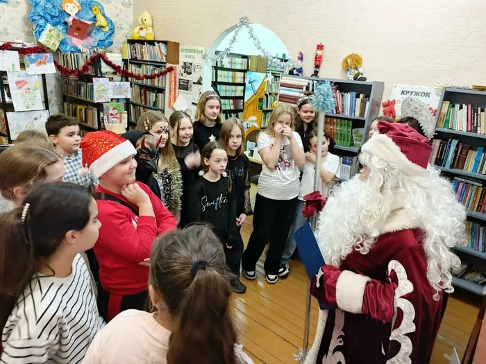 Праздничная программа «Вокруг света вместе с Дедом Морозом».