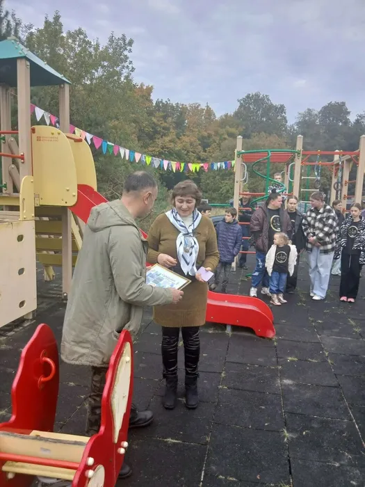 В субботу, ТОС "Услада" провели праздник в честь открытия детского игрового пространства!