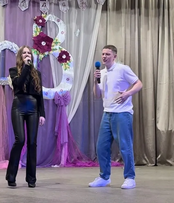 Конкурсно-игровая программа «А ну-ка, девушки!»