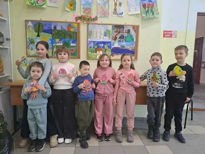 Мастер-класс по украшению декоративных пасхальных яиц.