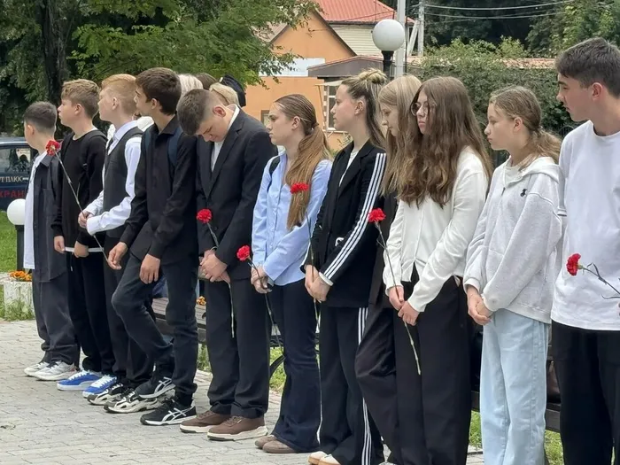 Акция памяти "Кровавый след терроризма", посвящённая жертвам Бесл