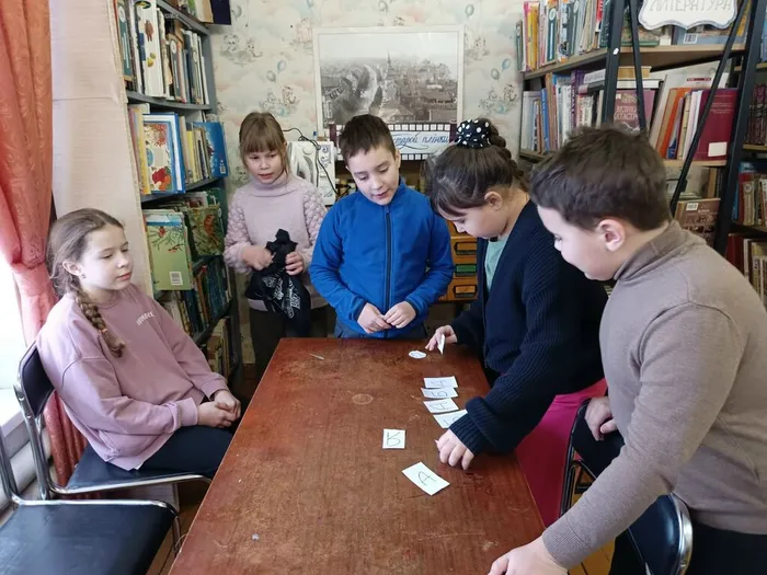 В "Библио-кафе" квест-игра "Книжная поляна"