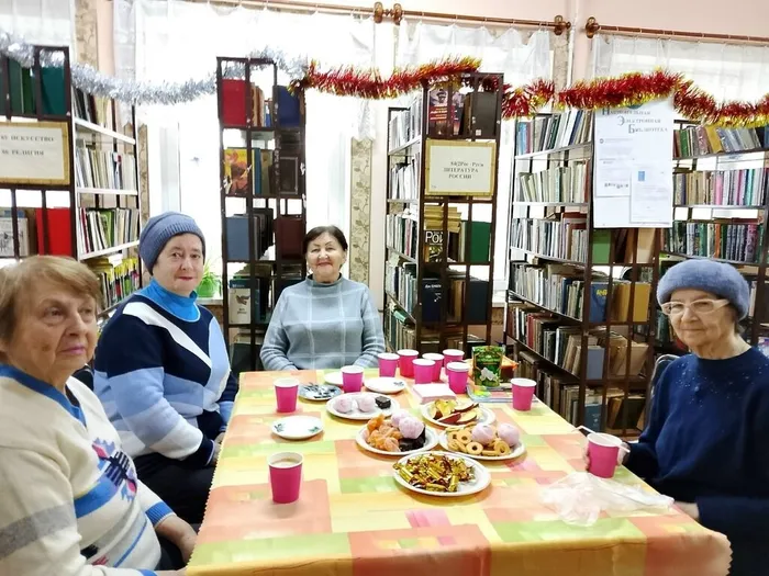 Встреча любительского объединения "Любознательные".