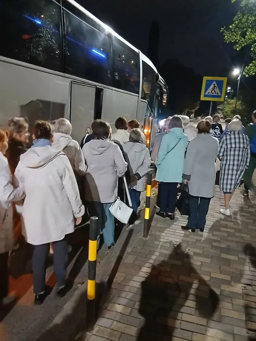 На концерте в филармонии, проект "Нам года, не беда!"