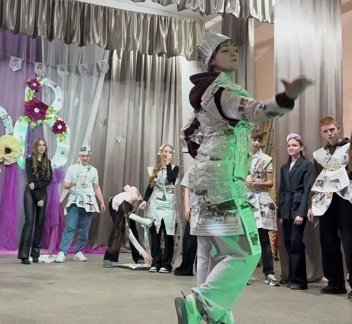 Конкурсно-игровая программа «А ну-ка, девушки!»