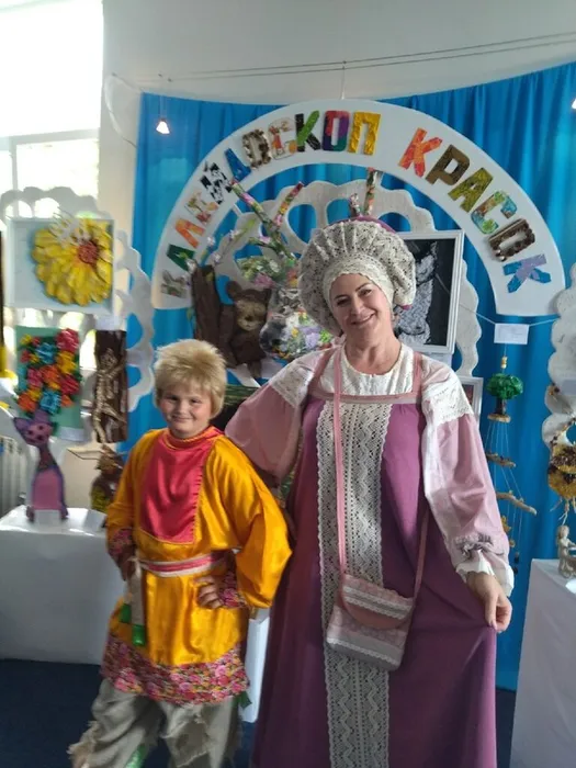 Защита выставки декоративно прикладного творчества "Калейдоскоп красок"