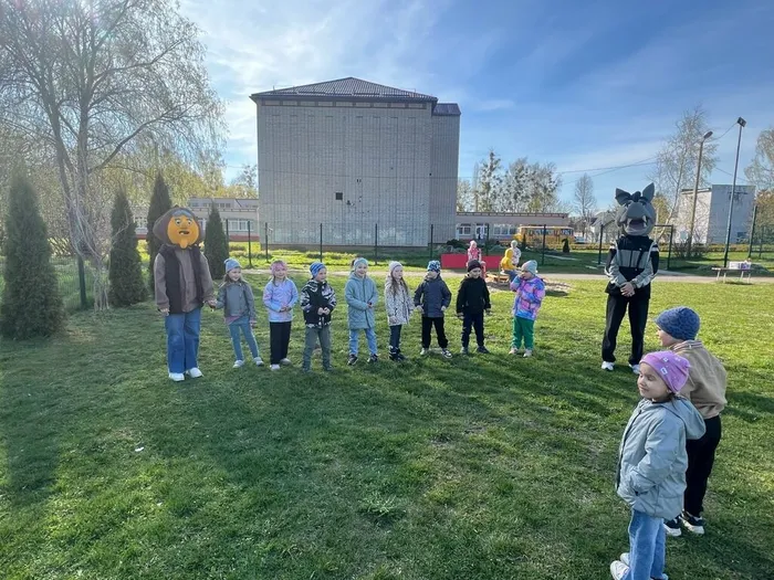 Добровольцы детям: Эстафета добрых дел в детском саду "Василек"