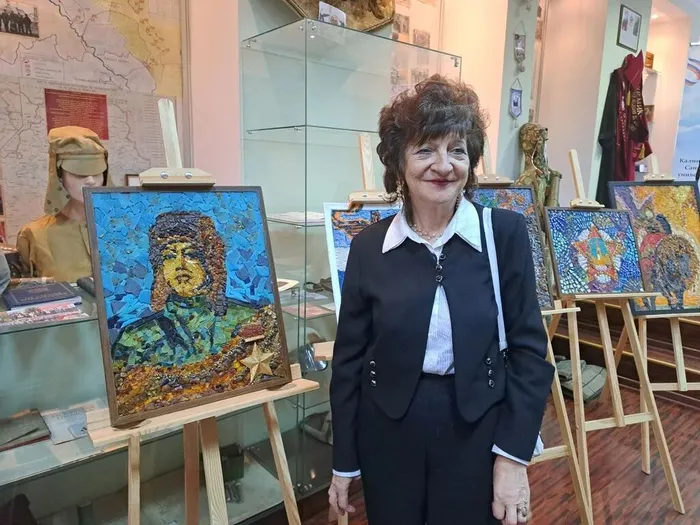 Выставка конкурса "Я люблю Россию!"