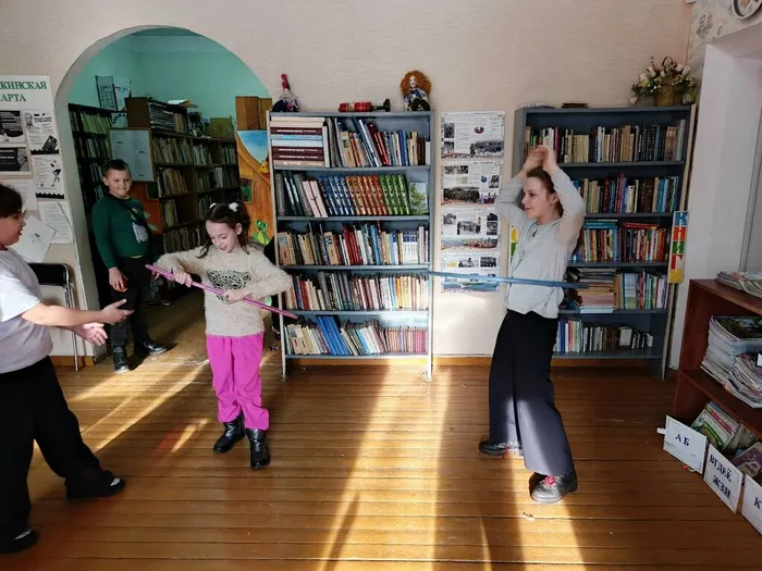 конкурсно-игровая программа "Вперёд, ребята!"