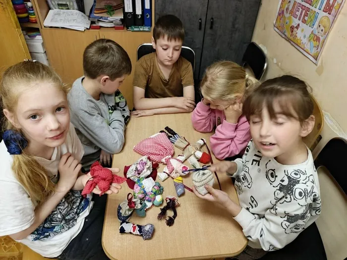 Час русского фольклора «Чемодан игрушек»