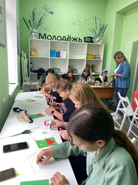 Мастер-класс по изготовлению праздничных открыток "Моей семье"