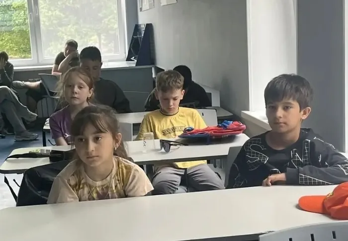Активисты Муниципальный добровольческий штаб/Добро.Центр вдохновляют ребят на волонтерство.