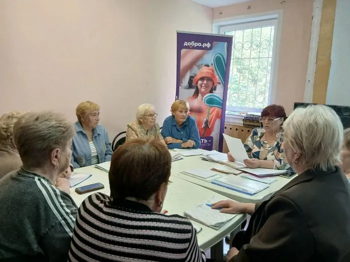 Занятие по вокальному мастерству для участниц проекта «Нам года, не беда»!