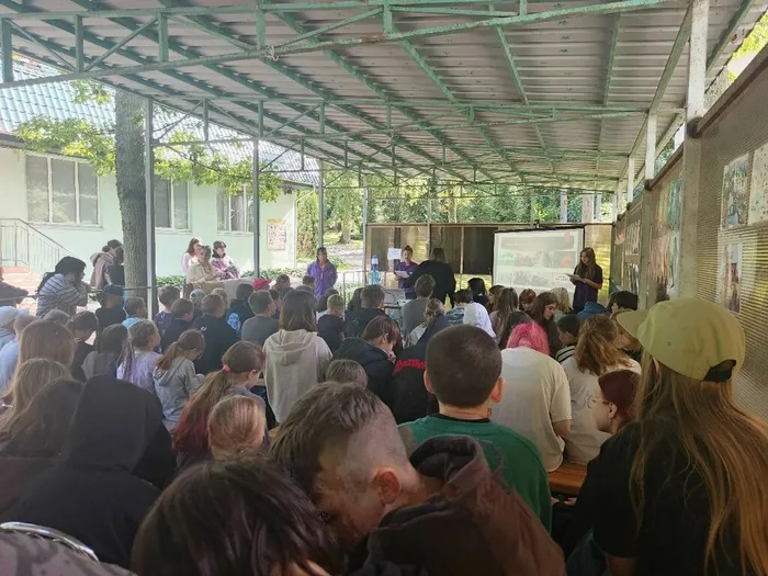 Волонтёры Муниципального добровольческого штаба/Добро.Центр встретились с ребятами в лагере «Чайка»