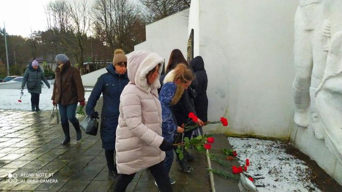 Митинг-реквием "ИМЯ ТВОЁ НЕИЗВЕСТНО , ПОДВИГ ТВОИ БЕССМЕРТЕН "