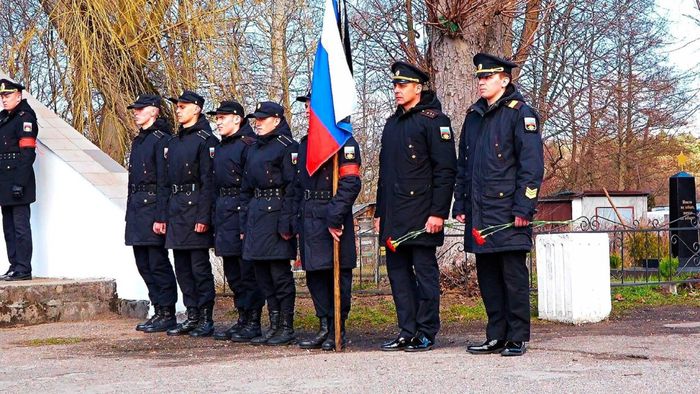 Церемония перезахоронения советских летчиков-бомбардировщиков Пе-2